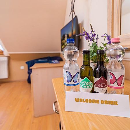 Rigotanya Relax & Wellness Panzio Buekfuerdo酒店 外观 照片