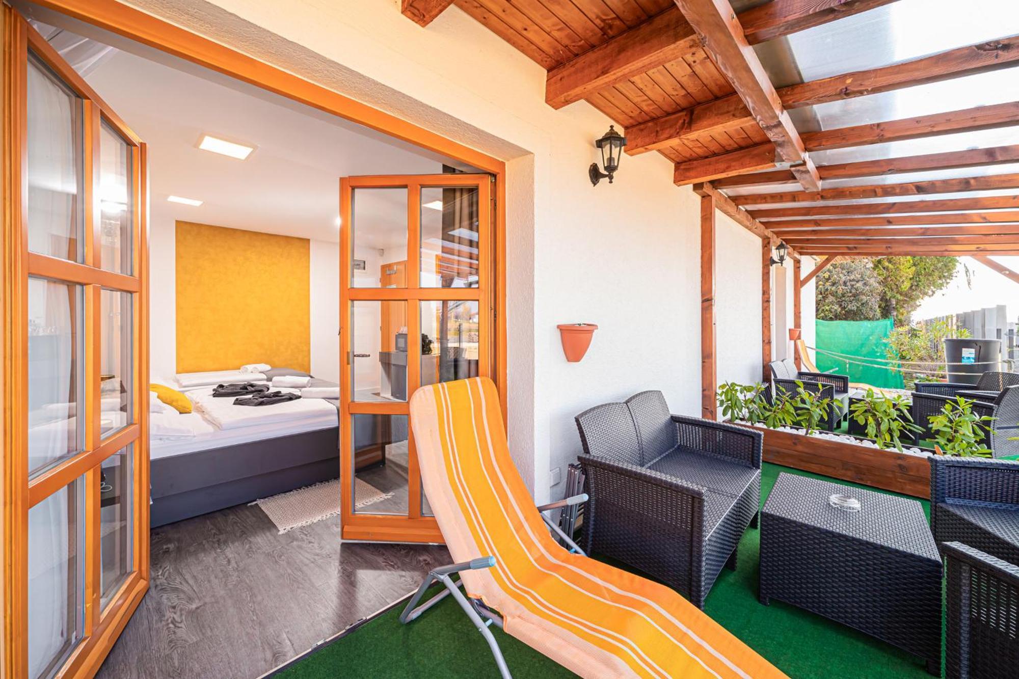 Rigotanya Relax & Wellness Panzio Buekfuerdo酒店 外观 照片